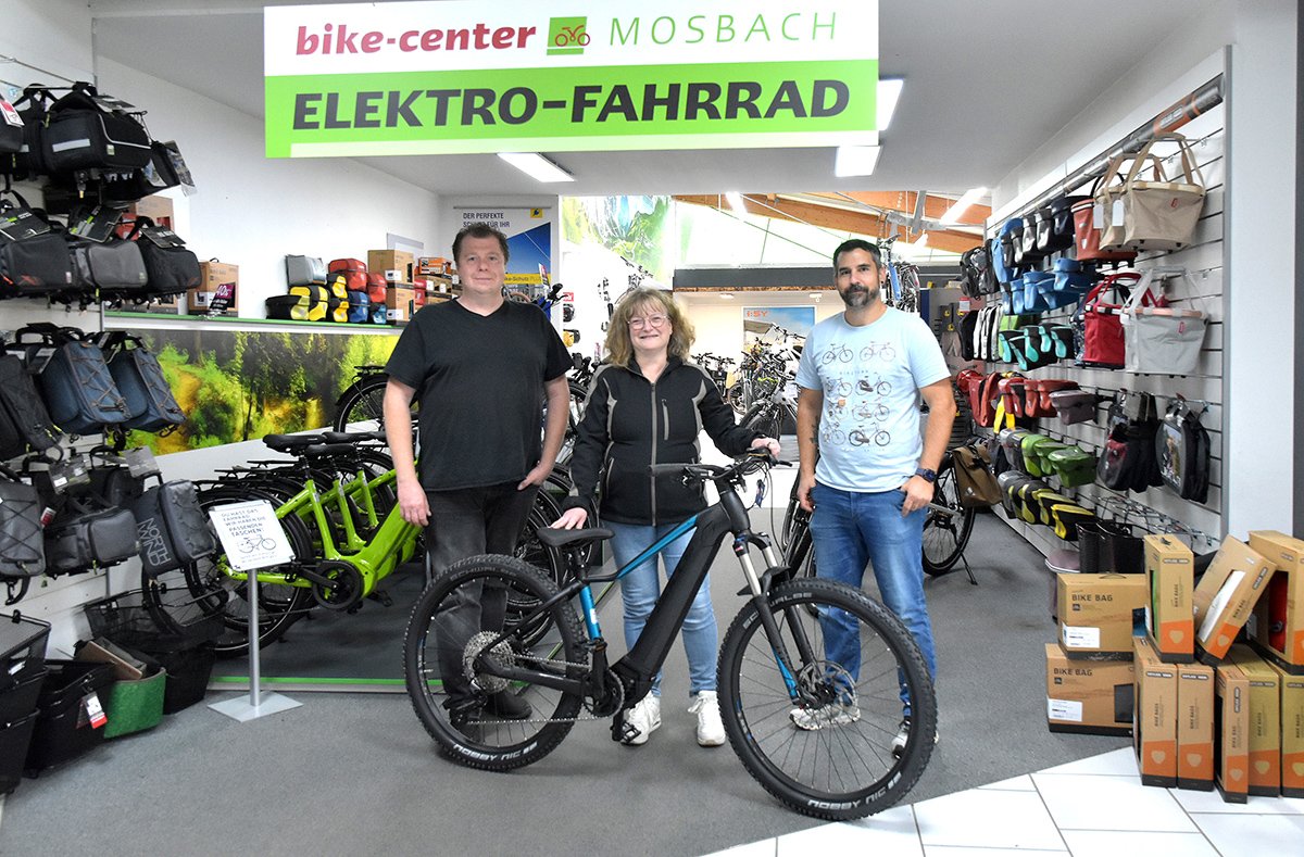 Dominik Geier, Kristina Ehret und Patrick Pascher im Bike Center Mosbach