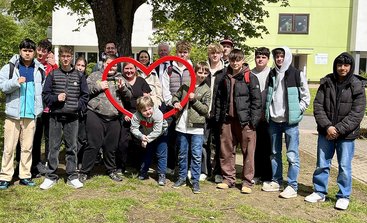 Schüler und Schülerinnen von Schwarzbach Schule und Auguste-Pattberg-Gymnasium