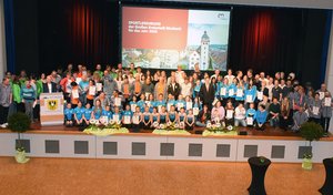 Die Stadt Mosbach ehrte ihre erfolgreichen Sportlerinnen und Sportler, darunter auch zahlreiche Athletinnen und Athleten der Johannes-Diakonie.