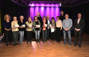 Ehrung langjähriger Ehrenamtlicher auf der fideljo-Bühne