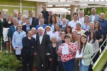 Teams und Mitarbeitende der Johannes-Diakonie wurden mit dem „Manfred und Irmgard Hornig-Preis“ für ihren besonderen Einsatz geehrt.